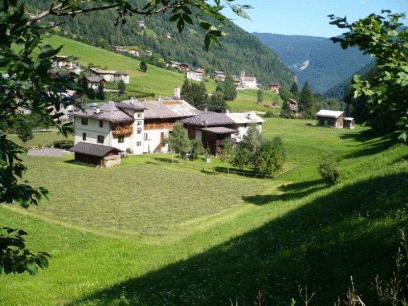 B&B Il Sorriso Dei Nonni Pracorno di Rabbi Екстериор снимка